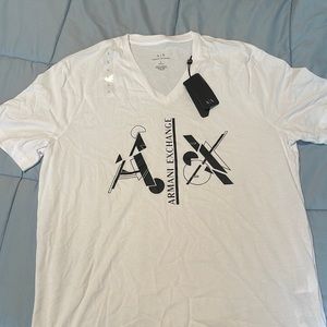 NWT - Armani Exchange Men White V-Neck Shirt